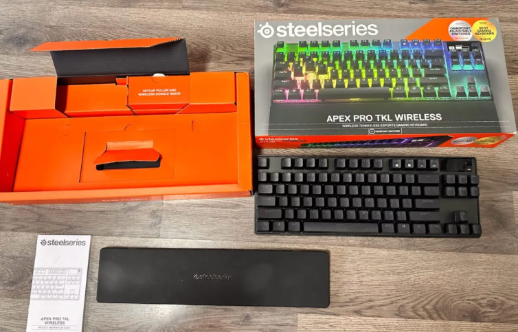 SteelSeries-Apex-Pro-TKL-64856-Manual-Setup-Actuation-and-Troubleshooting-Guide-Fig-1-What-in-box
